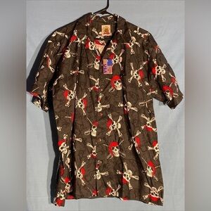 Mens Max Boxxer button down shirt. Large. Skulls